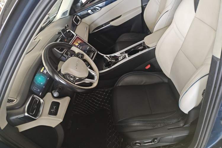 Used Lynk & Co 01 2017 2.0T Two-Wheel Drive Zhaopu Version Left Front Seat