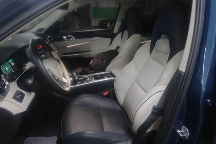 Used Lynk & Co 01 2017 2.0T Two-Wheel Drive Zhaopu Version Left Front Seat