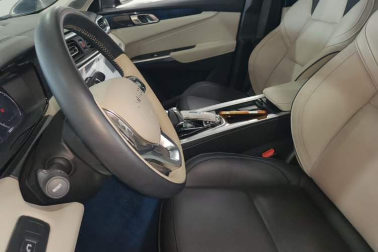 Used Lynk & Co 01 2017 2.0T Two-Wheel Drive Zhaopu Version Left Front Seat