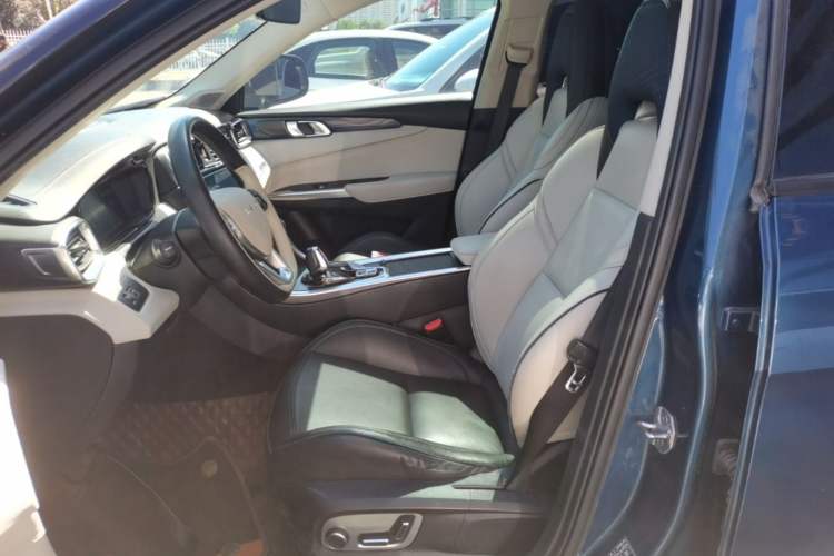 Used Lynk & Co 01 2017 2.0T Two-Wheel Drive Zhaopu Version Left Front Seat