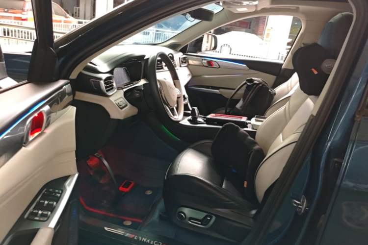 Used Lynk & Co 01 2017 2.0T Two-Wheel Drive Zhaopu Version Left Front Seat