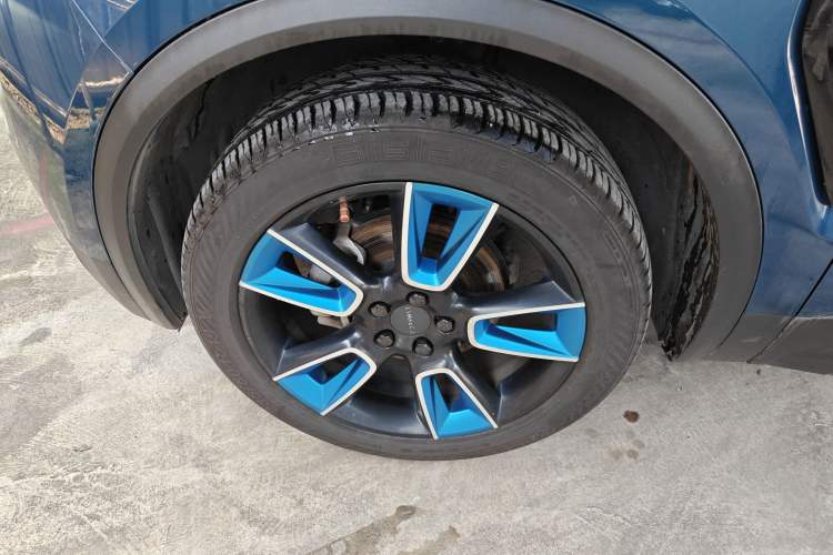 Used Lynk & Co 01 2017 2.0T Two-Wheel Drive Zhaopu Version Left Front Wheel Hub