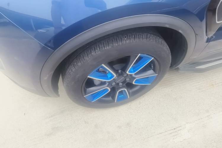 Used Lynk & Co 01 2017 2.0T Two-Wheel Drive Zhaopu Version Left Front Wheel Hub