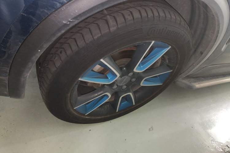 Used Lynk & Co 01 2017 2.0T Two-Wheel Drive Zhaopu Version Left Front Wheel Hub
