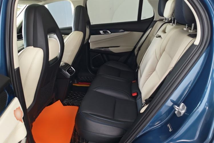 Used Lynk & Co 01 2017 2.0T Two-Wheel Drive Zhaopu Version Left Rear Seat