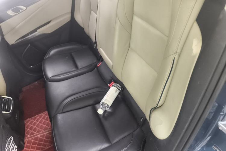Used Lynk & Co 01 2017 2.0T Two-Wheel Drive Zhaopu Version Left Rear Seat