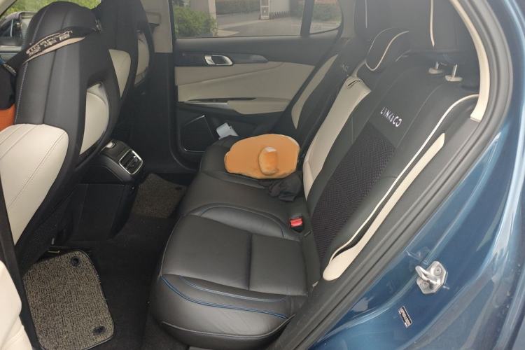 Used Lynk & Co 01 2017 2.0T Two-Wheel Drive Pro Edition Left Rear Seat