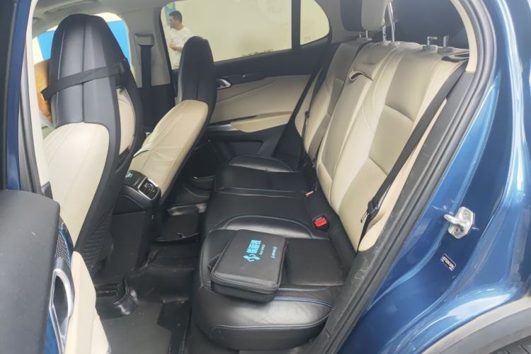 Used Lynk & Co 01 2017 2.0T Two-Wheel Drive Zhaopu Version Left Rear Seat