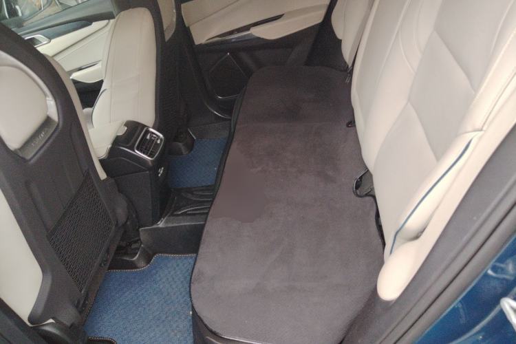 Used Lynk & Co 01 2017 2.0T Two-Wheel Drive Zhaopu Version Left Rear Seat