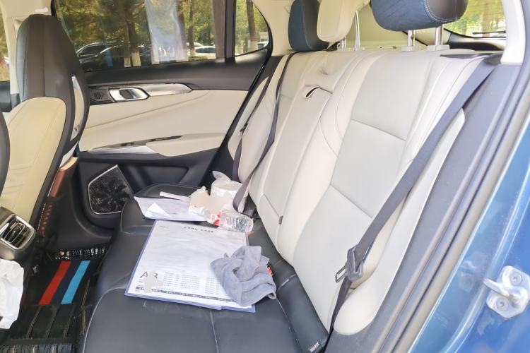 Used Lynk & Co 01 2017 2.0T Two-Wheel Drive Zhaopu Version Left Rear Seat