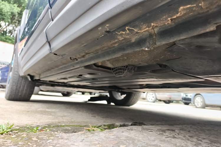 Used Lynk & Co 01 2017 2.0T Two-Wheel Drive Zhaopu Version Left Side Sill