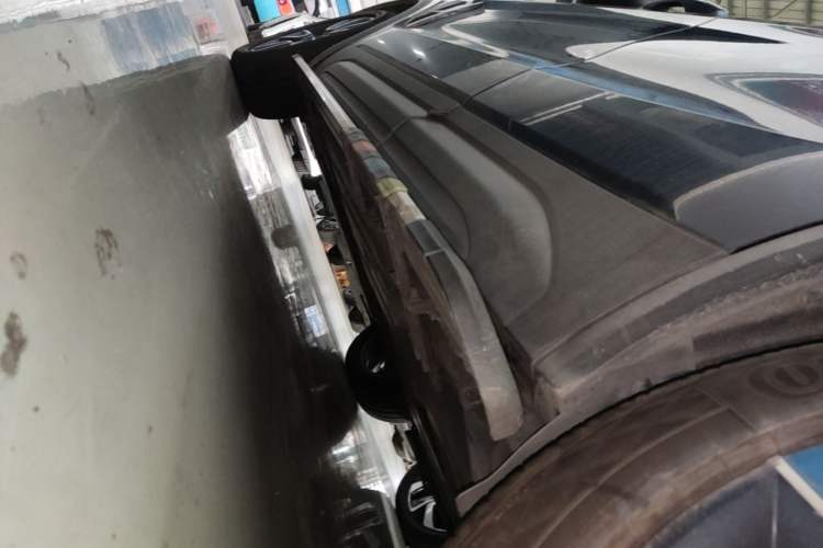Used Lynk & Co 01 2017 2.0T Two-Wheel Drive Zhaopu Version Left Side Sill