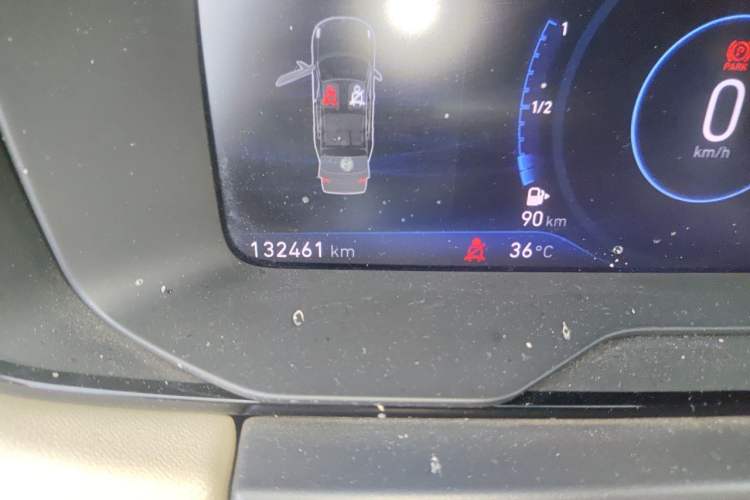 Used Lynk & Co 01 2017 2.0T Two-Wheel Drive Zhaopu Version Odometer Close Up