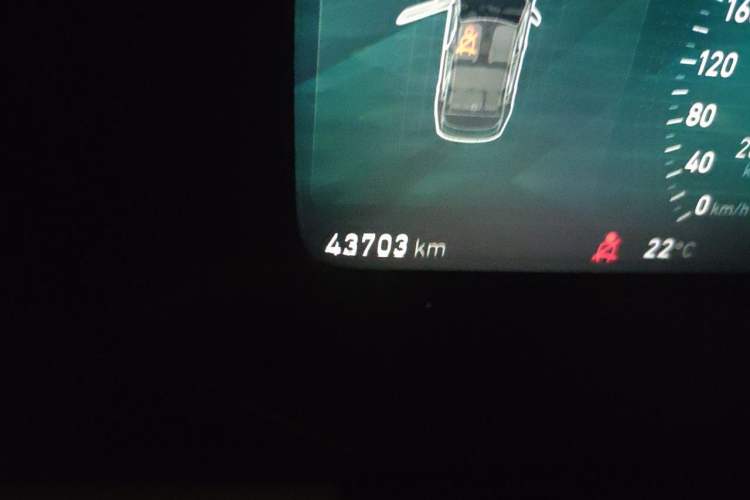 Used Lynk & Co 01 2017 2.0T Two-Wheel Drive Zhaopu Version Odometer Close Up