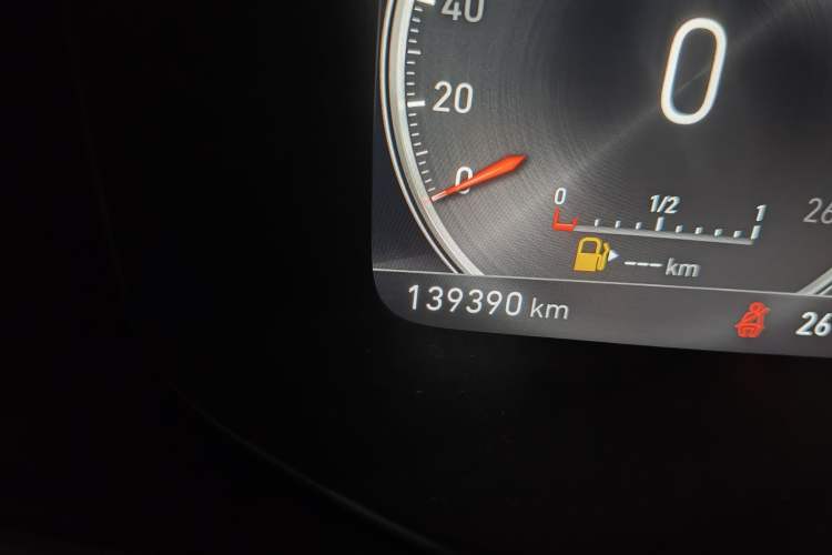 Used Lynk & Co 01 2017 2.0T Two-Wheel Drive Zhaopu Version Odometer Close Up