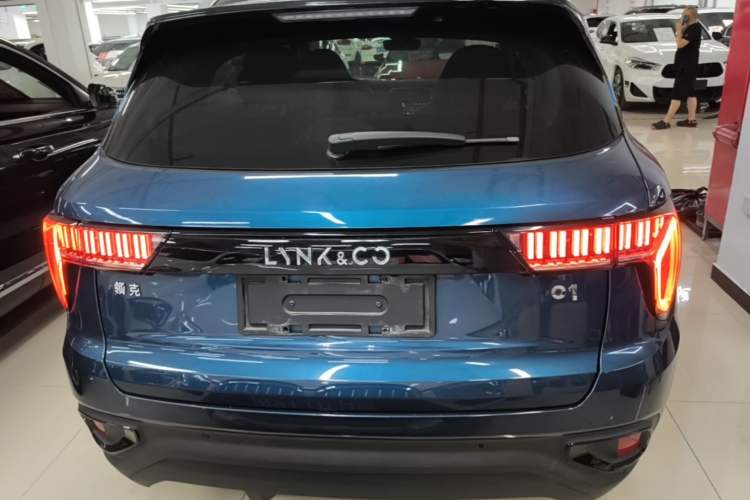 Used Lynk & Co 01 2017 2.0T Two-Wheel Drive Zhaopu Version Rear