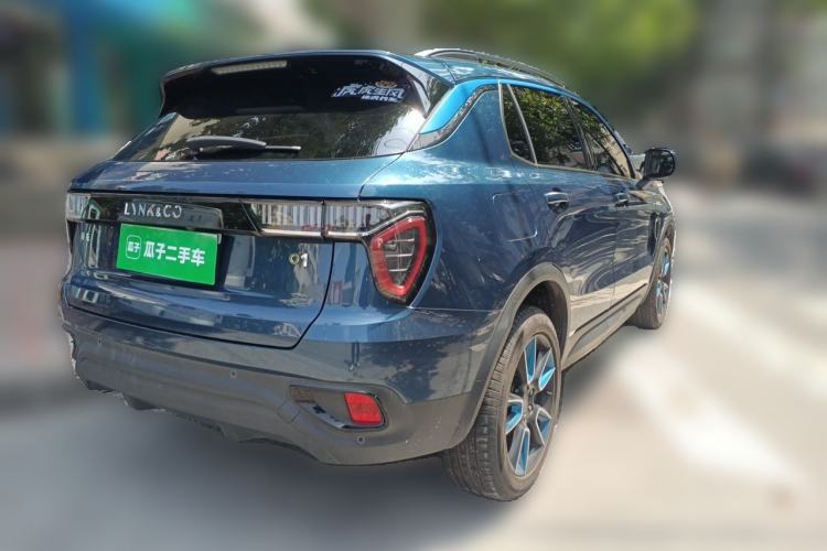Used Lynk & Co 01 2017 2.0T Two-Wheel Drive Pro Edition Rear Right 45 Deg