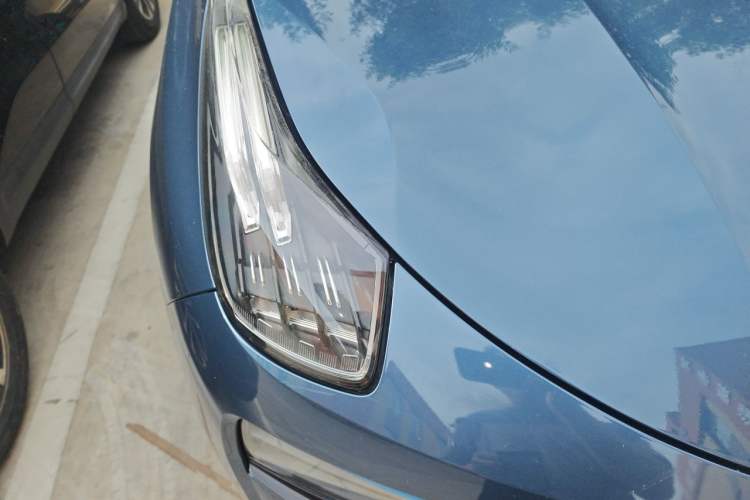 Used Lynk & Co 01 2017 2.0T Two-Wheel Drive Pro Edition Right Front Headlight
