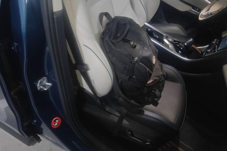 Used Lynk & Co 01 2017 2.0T Two-Wheel Drive Zhaopu Version Right Front Seat