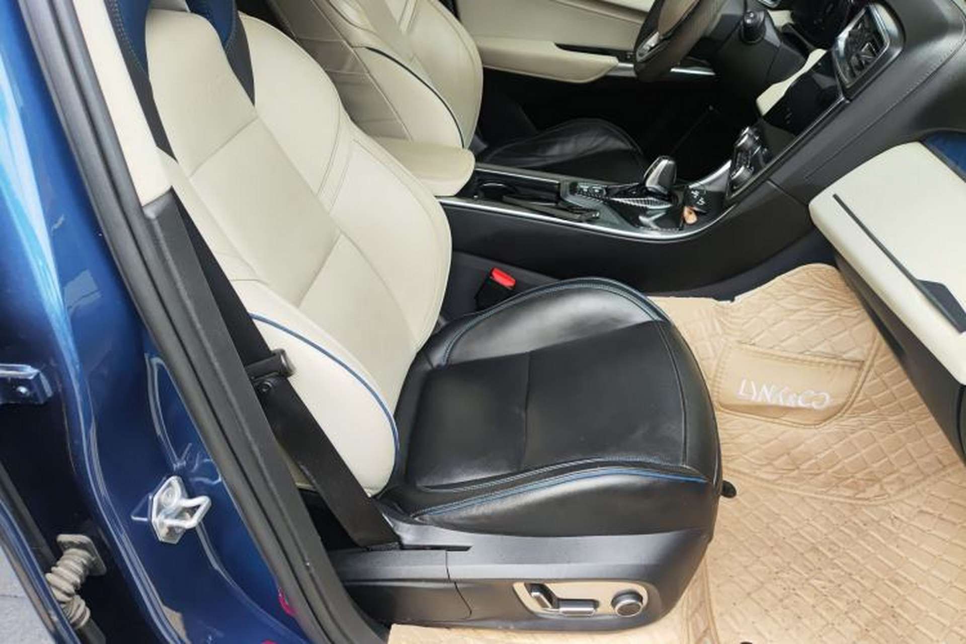 Used Lynk & Co 01 2017 2.0T Two-Wheel Drive Zhaopu Version Right Front Seat
