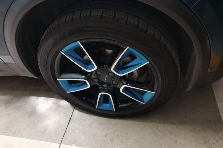 Used Lynk & Co 01 2017 2.0T Two-Wheel Drive Zhaopu Version Right Front Wheel Hub