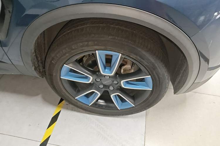 Used Lynk & Co 01 2017 2.0T Two-Wheel Drive Zhaopu Version Right Front Wheel Hub