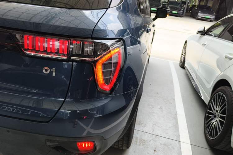 Used Lynk & Co 01 2017 2.0T Two-Wheel Drive Zhaopu Version Right Rear Taillight