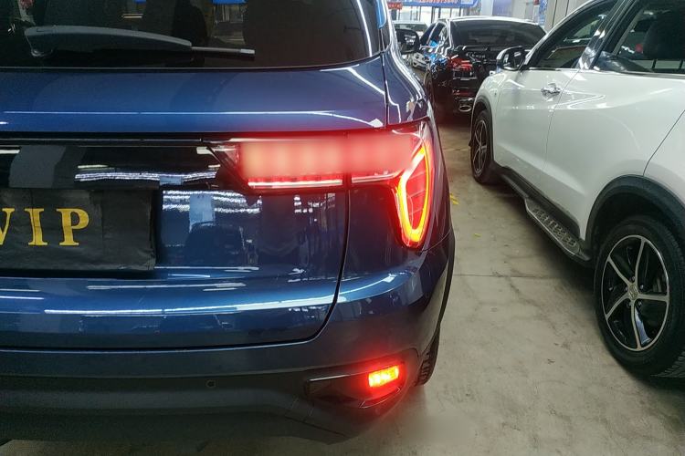 Used Lynk & Co 01 2017 2.0T Two-Wheel Drive Zhaopu Version Right Rear Taillight