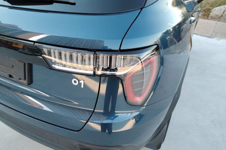 Used Lynk & Co 01 2017 2.0T Two-Wheel Drive Zhaopu Version Right Rear Taillight