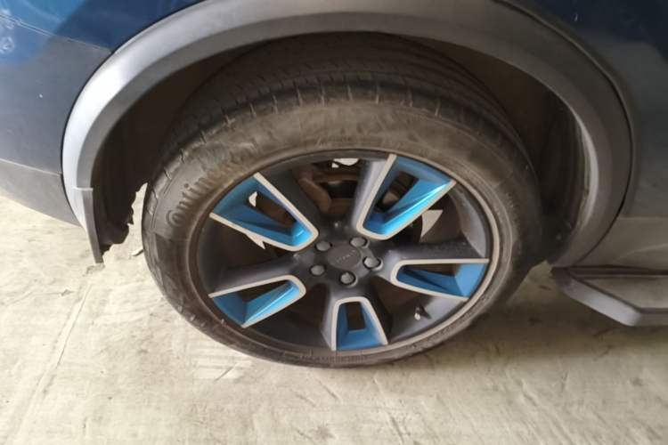 Used Lynk & Co 01 2017 2.0T Two-Wheel Drive Zhaopu Version Right Rear Wheel Hub