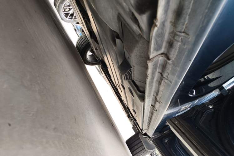 Used Lynk & Co 01 2017 2.0T Two-Wheel Drive Zhaopu Version Right Side Sill