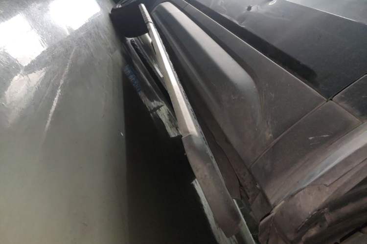 Used Lynk & Co 01 2017 2.0T Two-Wheel Drive Zhaopu Version Right Side Sill