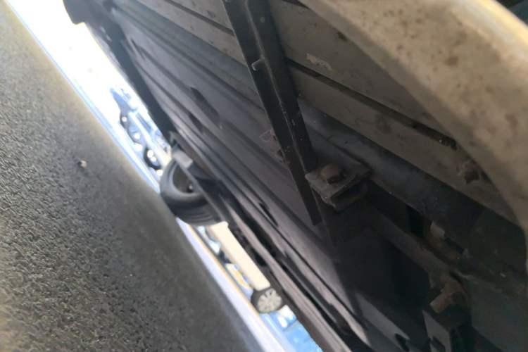 Used Lynk & Co 01 2017 2.0T Two-Wheel Drive Zhaopu Version Right Side Sill