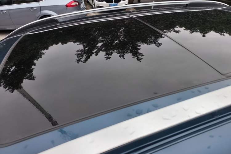 Used Lynk & Co 01 2017 2.0T Two-Wheel Drive Zhaopu Version Roof