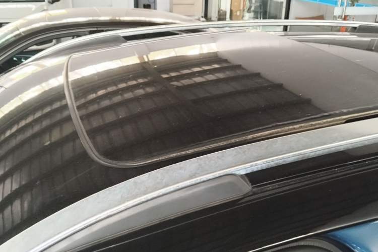 Used Lynk & Co 01 2017 2.0T Two-Wheel Drive Zhaopu Version Roof