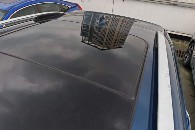 Used Lynk & Co 01 2017 2.0T Two-Wheel Drive Zhaopu Version Roof