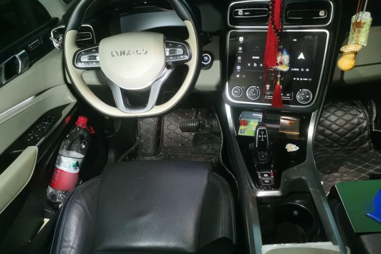 Used Lynk & Co 01 2017 2.0T Two-Wheel Drive Pro Edition Steering Wheel