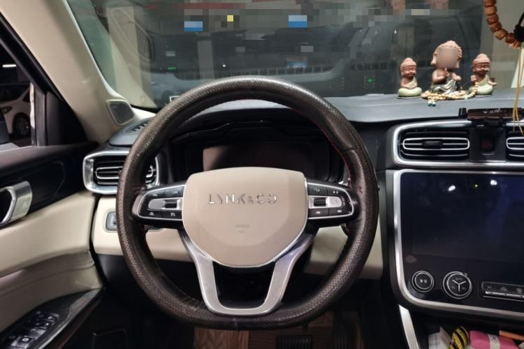 Used Lynk & Co 01 2017 2.0T Two-Wheel Drive Zhaopu Version Steering Wheel