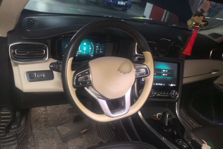 Used Lynk & Co 01 2017 2.0T Two-Wheel Drive Zhaopu Version Steering Wheel