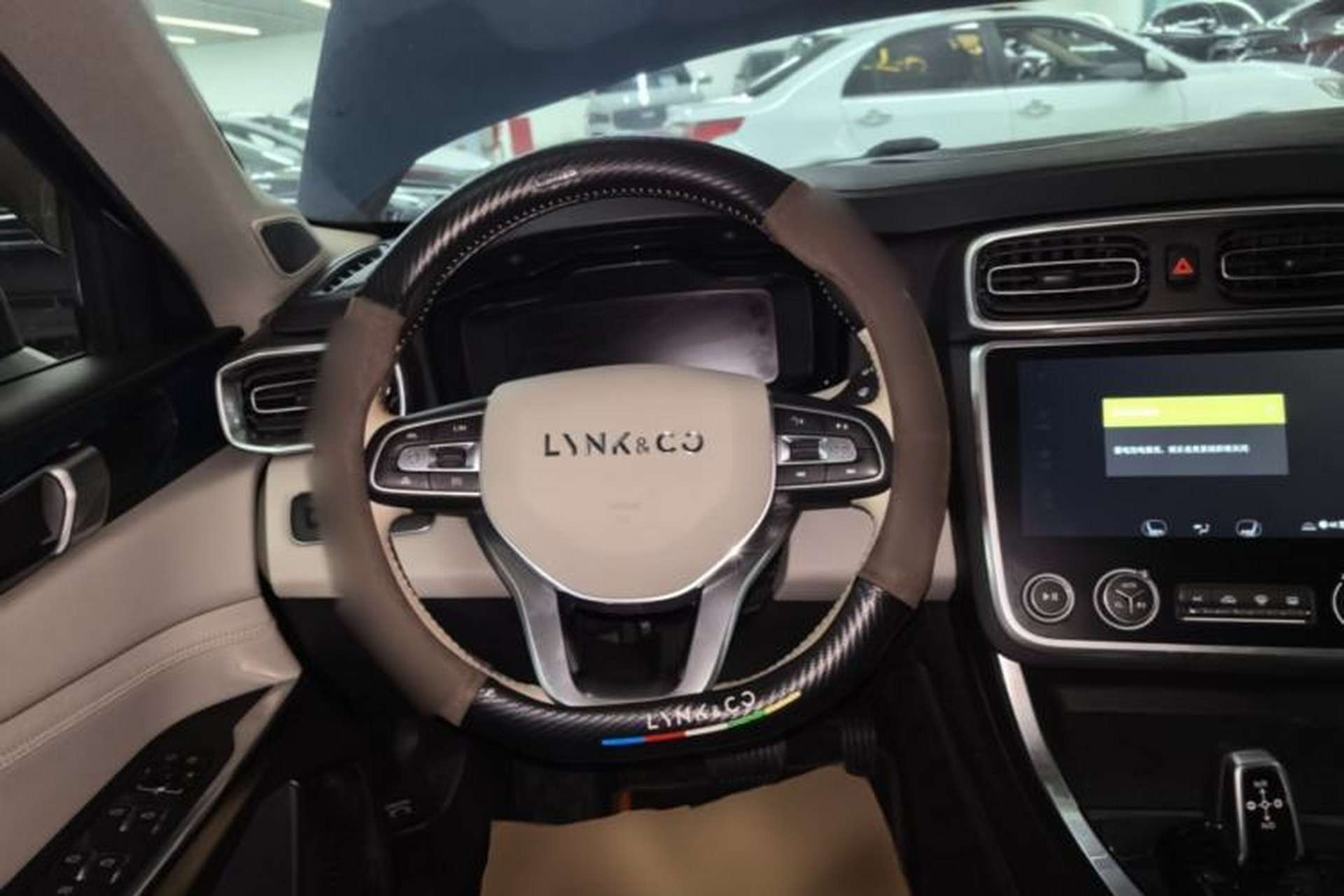 Used Lynk & Co 01 2017 2.0T Two-Wheel Drive Zhaopu Version Steering Wheel