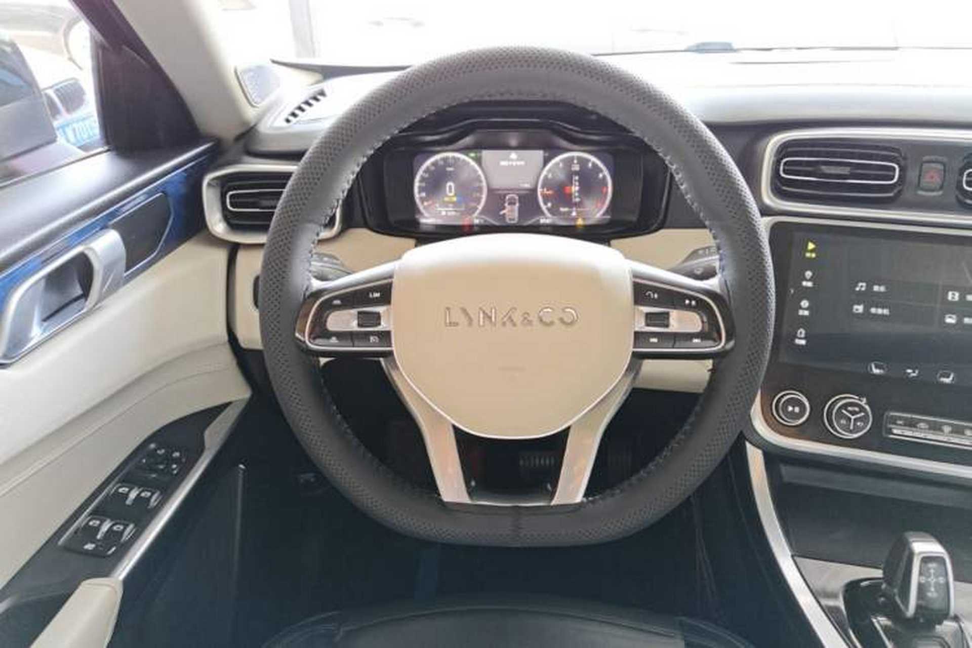 Used Lynk & Co 01 2017 2.0T Two-Wheel Drive Zhaopu Version Steering Wheel
