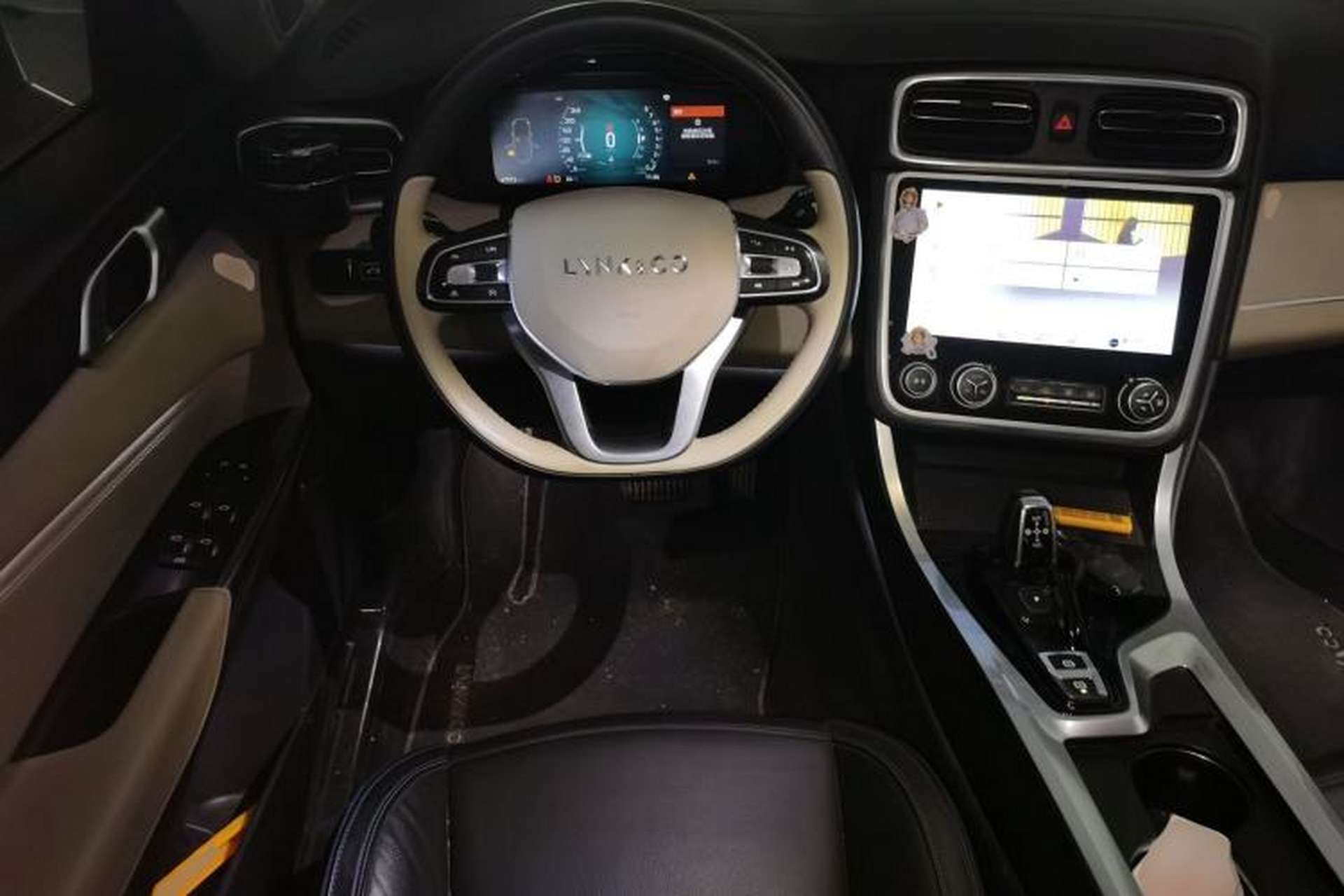Used Lynk & Co 01 2017 2.0T Two-Wheel Drive Zhaopu Version Steering Wheel