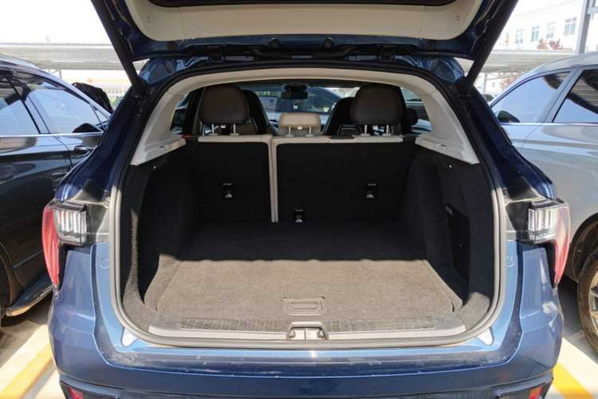 Used Lynk & Co 01 2017 2.0T Two-Wheel Drive Zhaopu Version Trunk