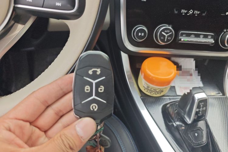 Used Lynk & Co 01 2017 2.0T Two-Wheel Drive Pro Edition Vehicle Key