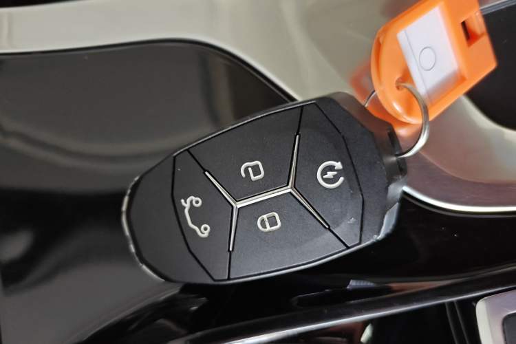 Used Lynk & Co 01 2017 2.0T Two-Wheel Drive Zhaopu Version Vehicle Key