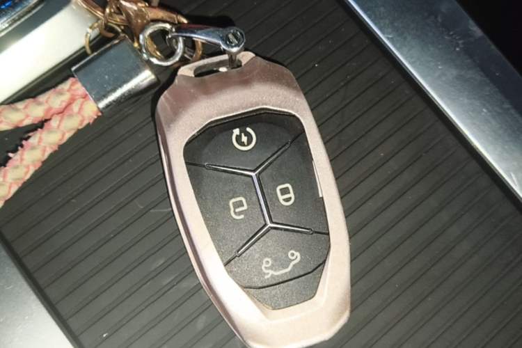 Used Lynk & Co 01 2017 2.0T Two-Wheel Drive Zhaopu Version Vehicle Key
