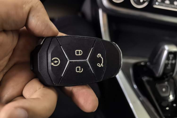 Used Lynk & Co 01 2017 2.0T Two-Wheel Drive Zhaopu Version Vehicle Key
