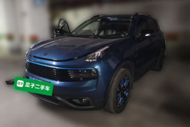 Ojetý Lynk & Co 01 2017 2.0T Two-Wheel Drive Pro Edition