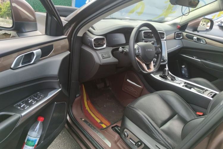 Used Lynk & Co 01 2017 2.0T Two-Wheel Drive Pro Edition Driver Seat