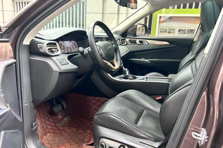Used Lynk & Co 01 2017 2.0T Two-Wheel Drive Pro Edition Driver Seat